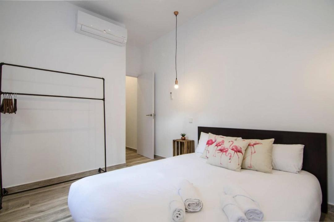 Apartamento Luminoso Familiar- 2d 2b- Cava Alta Madrid
